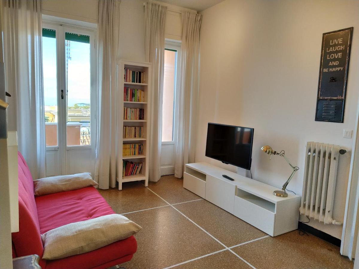 Bianca House Sea View Lägenhet Levanto Exteriör bild
