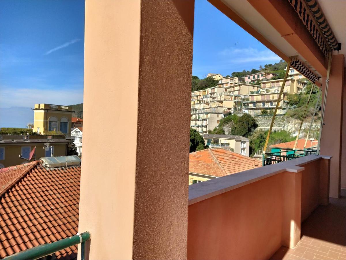 Bianca House Sea View Lägenhet Levanto Exteriör bild